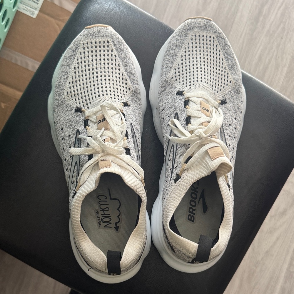 Brooks Neutral Knit Running Shoes in Beige and Black